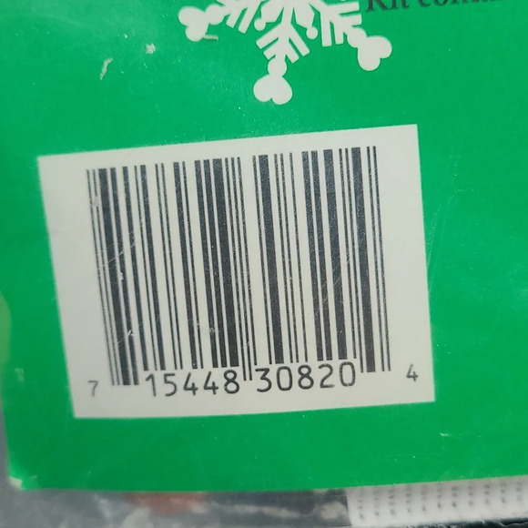 NWT Christmas Magic vintage something special needlepoint  kit 18"x14" Cotton - Picture 2 of 4